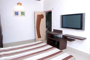 Hotel Rushabh Home