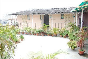 Hotel Rushabh Home