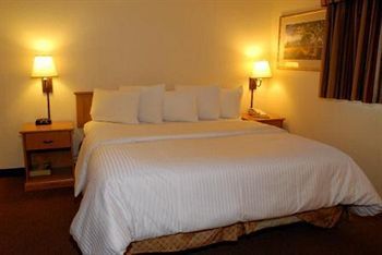 Hotel Guesthouse Inn & Suites Upland