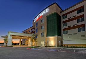 Hotel Courtyard San Marcos