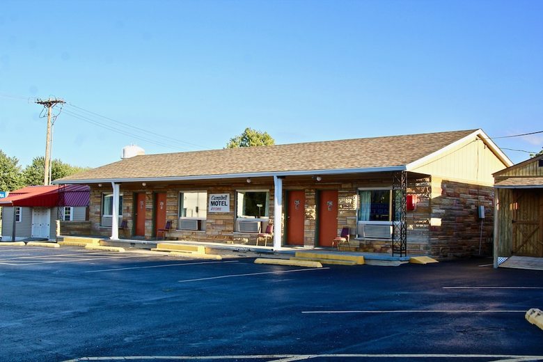 Campbell's Motel