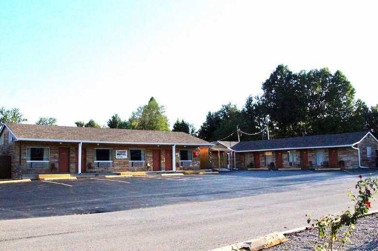 Campbell's Motel