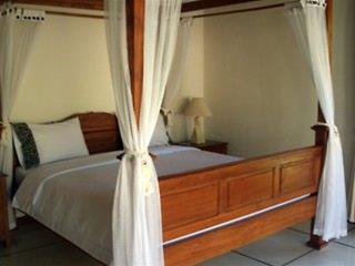 Hotel Bali Emerald Villas