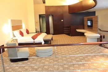 Hotel Metro Suites