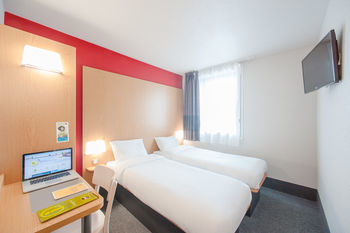 Hotel B&B H�tel Tours Centre St-avertin