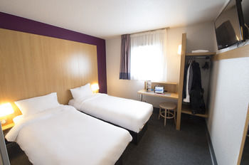 Hotel B&B H�tel Tours Centre St-avertin