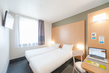 Hotel B&B H�tel Toulouse Basso Cambo