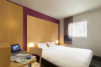 Hotel B&B H�tel Toulouse Basso Cambo
