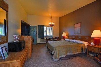Motel Super 8 Costa Mesa / Newport Beach Area