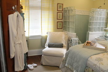 Joshua Inn Bed & Breakfast