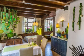 Br�hl�s Hotel Trapp