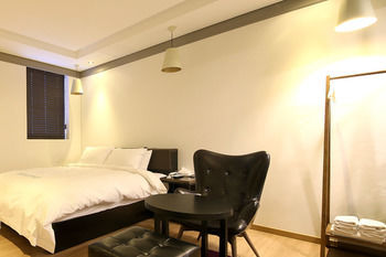 Hotel Stay 53