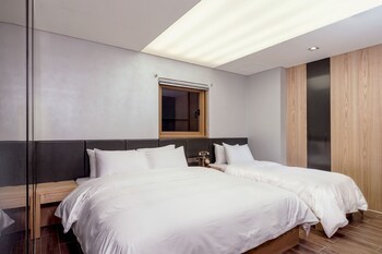Capace Hotel