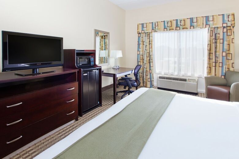 Hotel Holiday Inn Express N.myrtle Beach- Little River