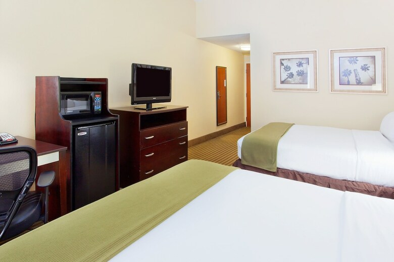 Hotel Holiday Inn Express N.myrtle Beach- Little River