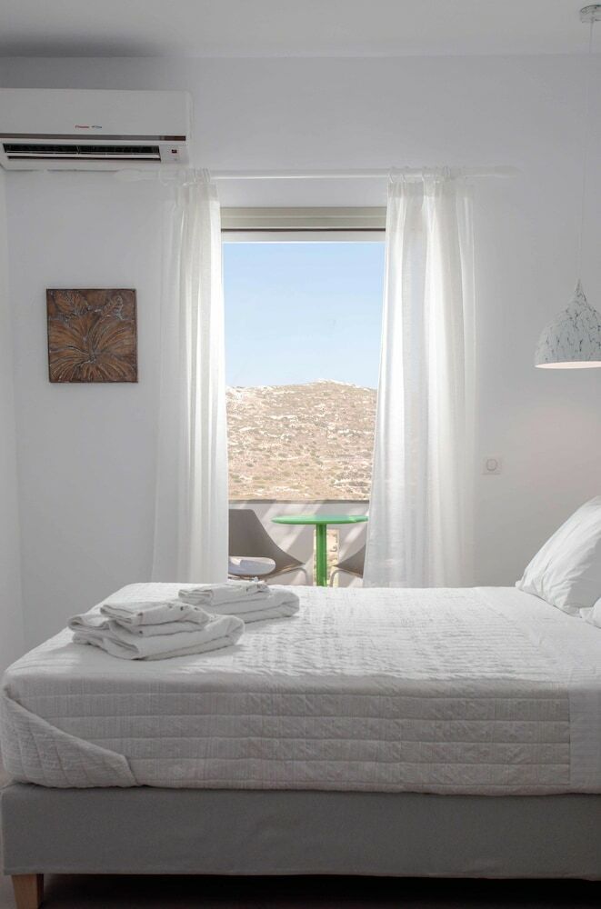 Halcyon Villas