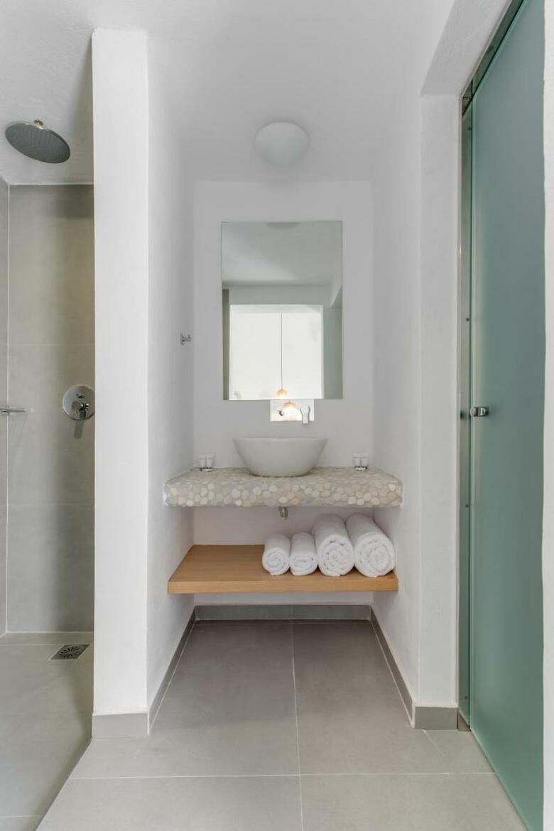 Hotel Eucalyptus