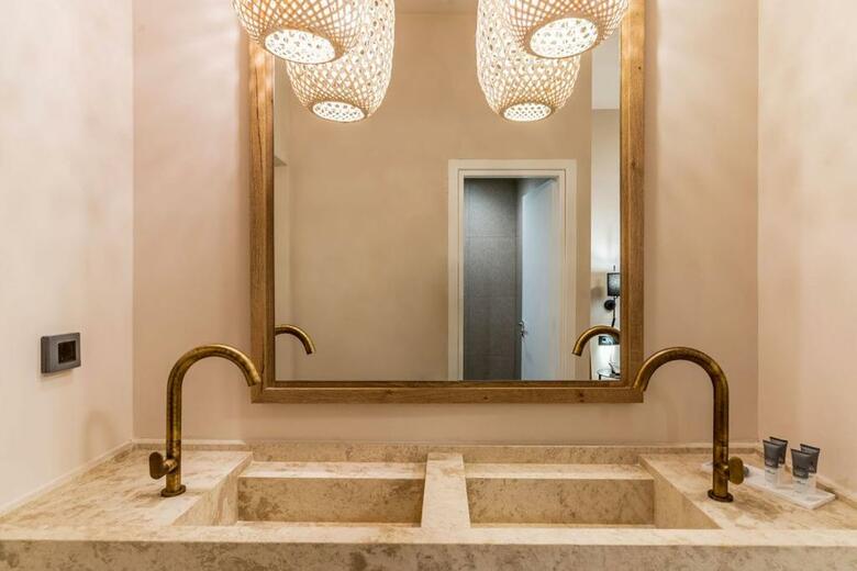 Hotel Eucalyptus