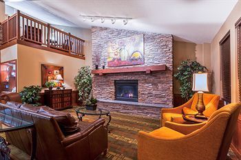 Hotel Americinn Lodge & Suites Monmouth