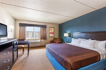 Hotel Americinn Lodge & Suites Monmouth