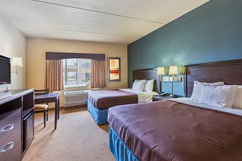 Hotel Americinn Lodge & Suites Monmouth