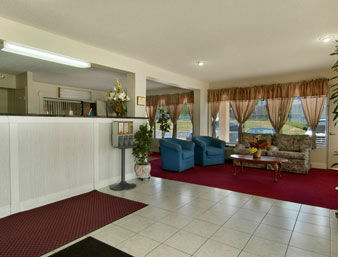 Hotel Rodeway Inn & Suites