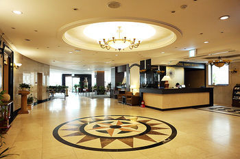 Dawn Beach Hotel