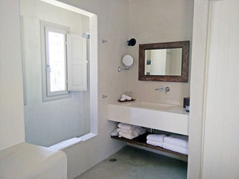 Hotel Santo Maris Oia, Luxury Suites & Spa