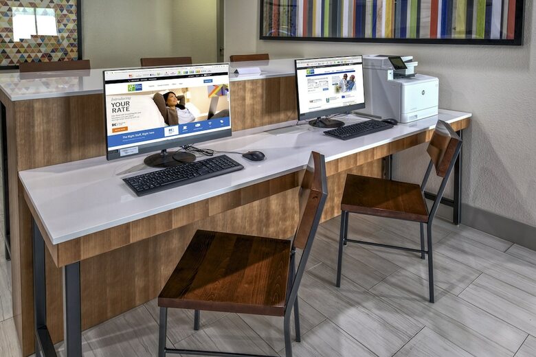 Hotel Holiday Inn Express & Suites Smyrna