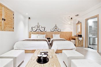 Belamie Hotel