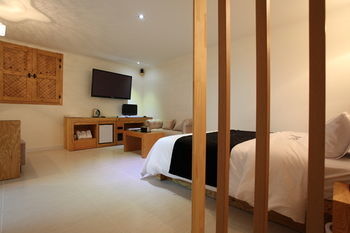 Belamie Hotel
