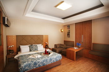 Polaris Hotel