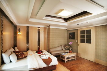 Polaris Hotel