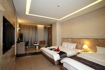 Polaris Hotel