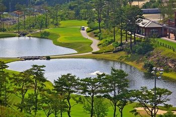 Apartamento Hansol Oakvalley Resort Golf Village