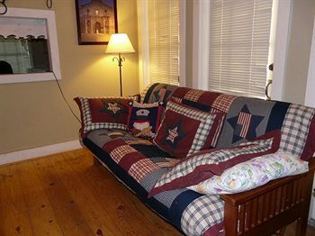 Prince Solms Inn Bed & Breakfast