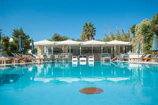 Aparthotel Zoumis Studios