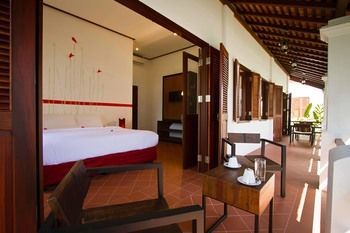Sanctuary Hotel