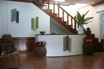 Hotel Cold River