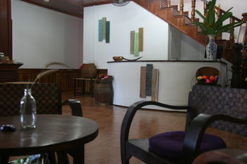 Hotel Cold River