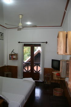 Hotel Cold River