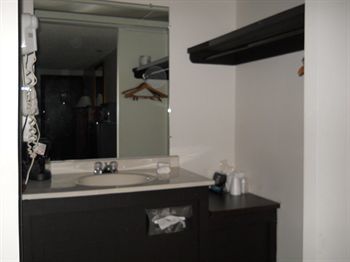 Motel Value Inn Milwaukee Airport South