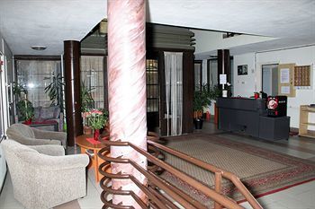 Hotel Rozsa Street Guesthouse