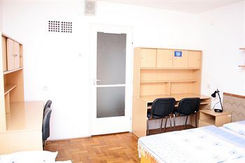 Hotel Rozsa Street Guesthouse