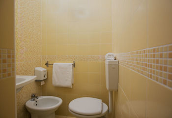 Hostal Hotel Scarlet