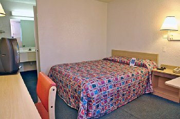 Motel 6 Denver Central - Federal Boulevard