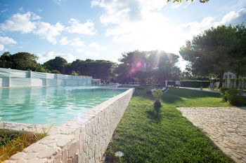 Hostal Oasis Park Hotel
