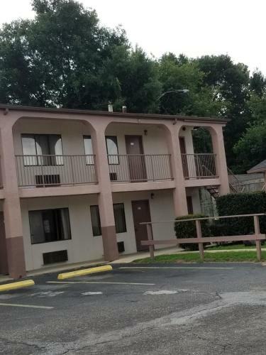 Motel Executive Inn