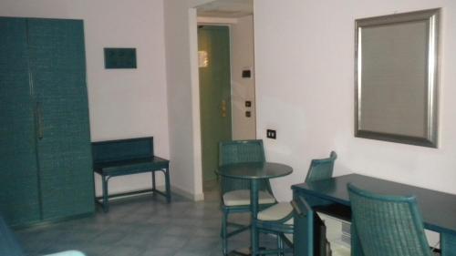 Hotel Club Giardini D�oriente Village