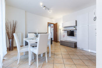 Apartamento Suitelowcost - Rho Fiera